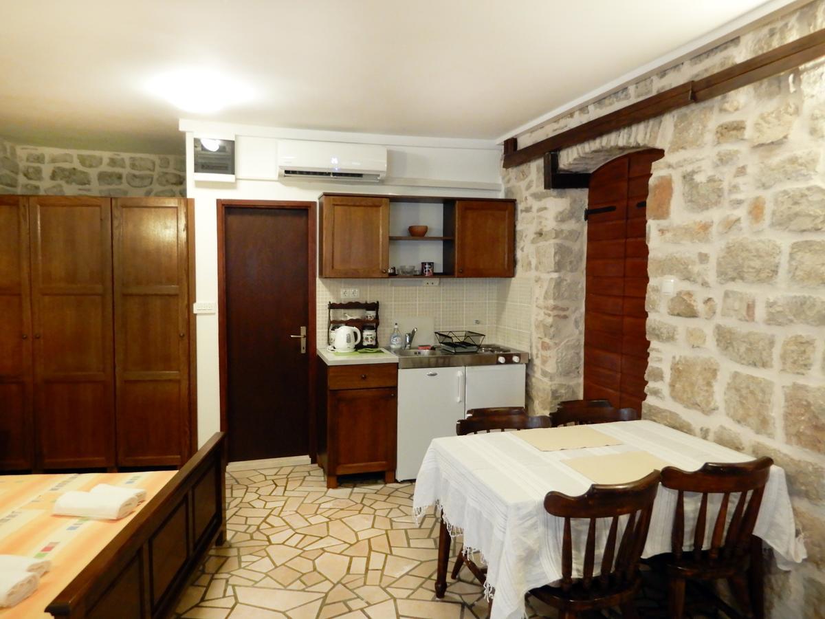 Apartment Primorac Stari Grad  Buitenkant foto